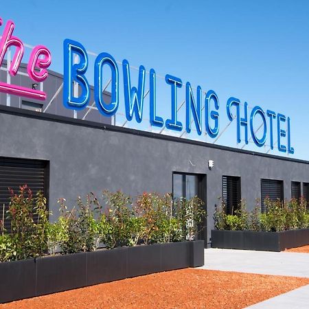 The Bowling Hotel Grens Екстериор снимка