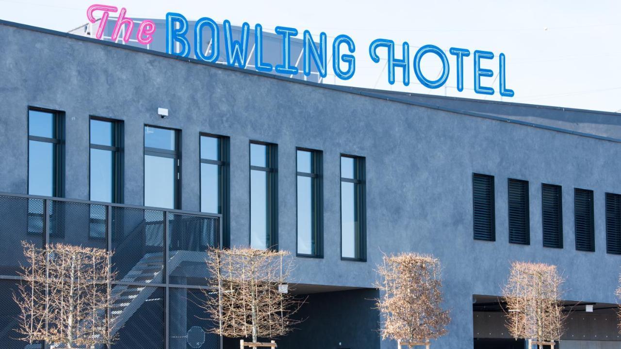The Bowling Hotel Grens Екстериор снимка